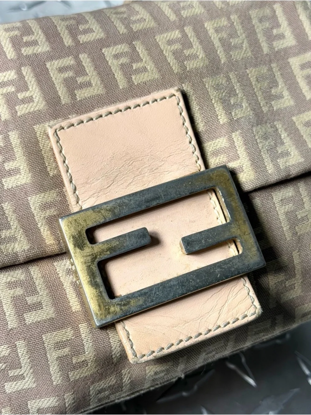 Fendi Vintage FF Mini Baguette in Pink GHW - Picture 7 of 12